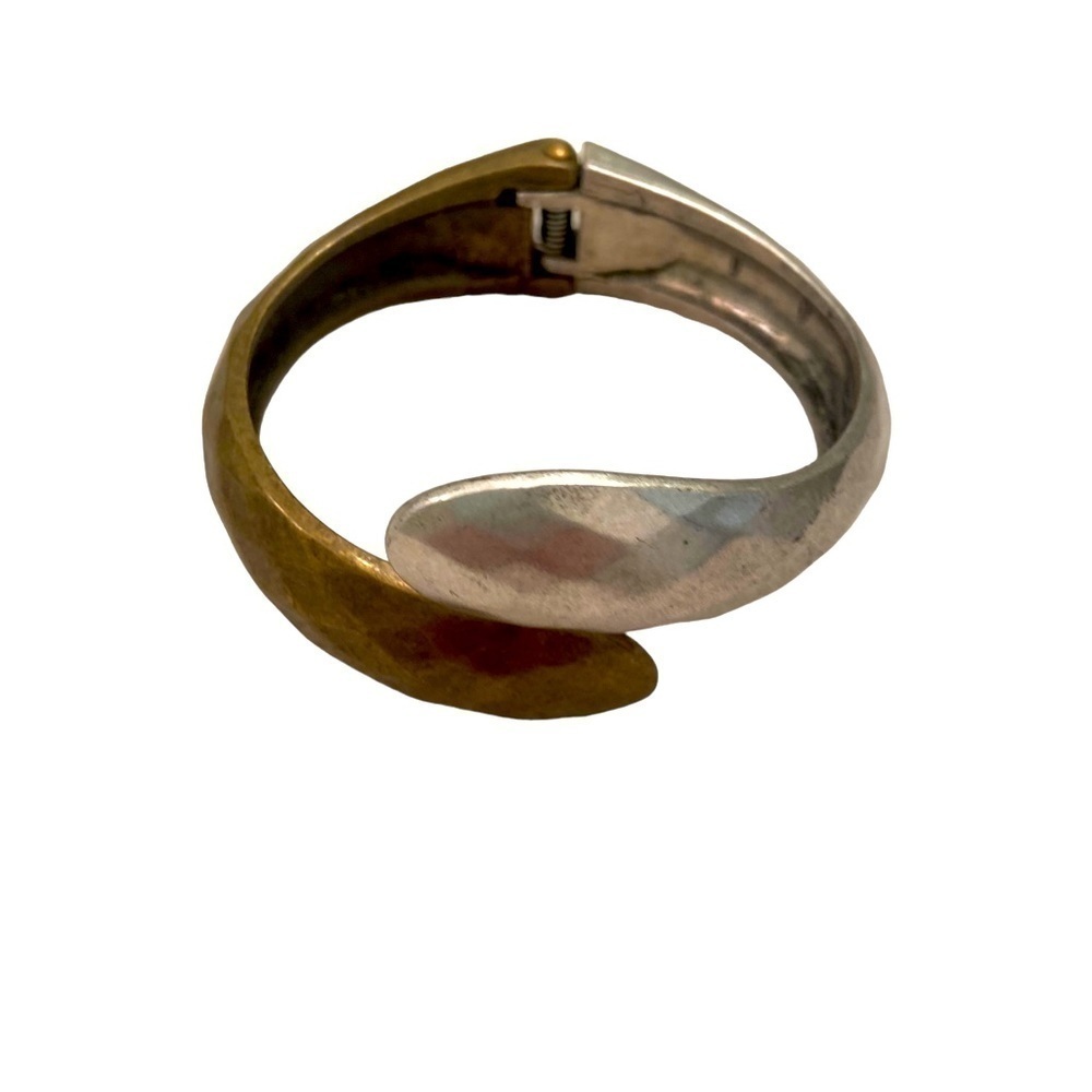 Nwt premier Designs Cali collection 2 tone spring hinge bracelet antique finish